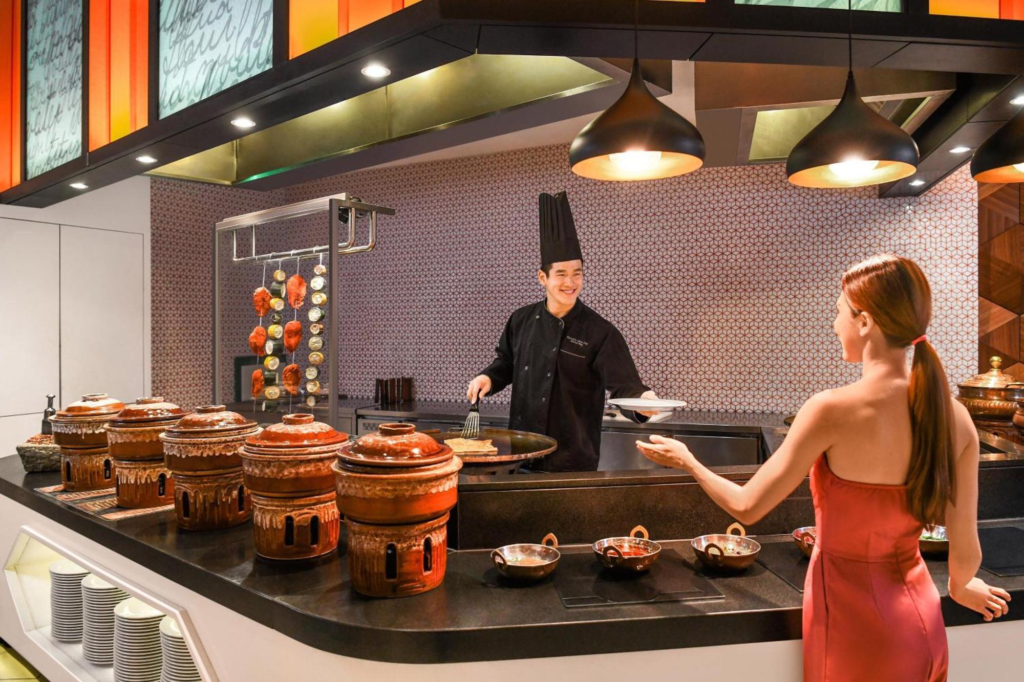 Le Meridien Putrajaya Eksteriør bilde A live kitchen