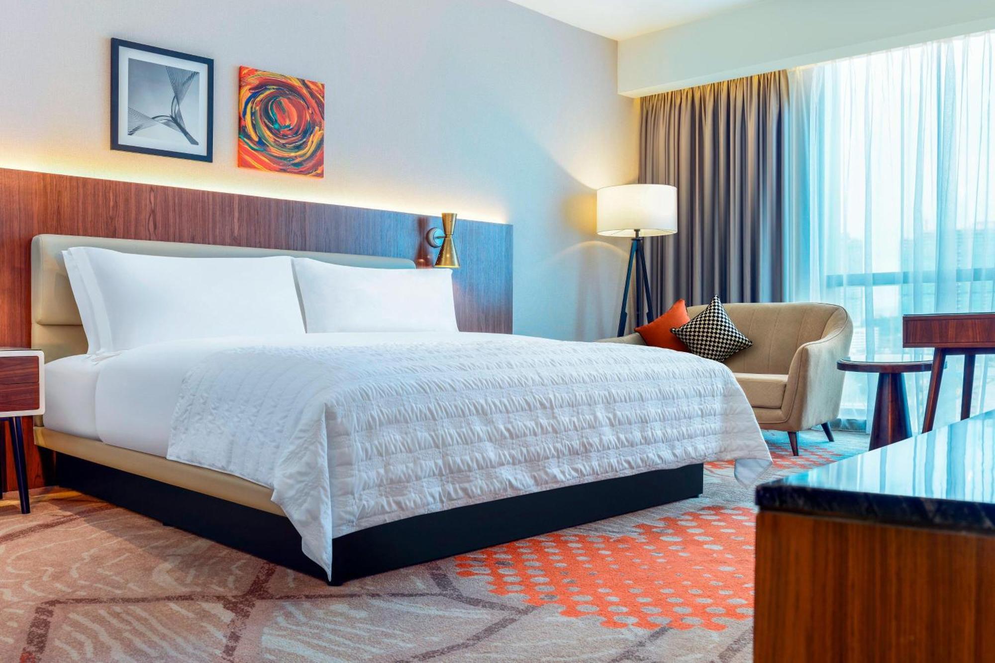 Le Meridien Putrajaya Eksteriør bilde A guest room at the Westin Mumbai International